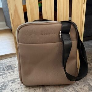 Bugatti Tan Men's Messenger Bag